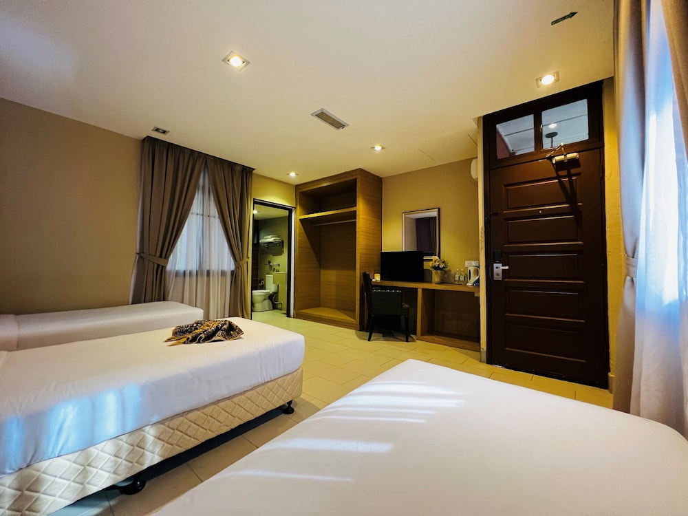 De Palma Resort Kuala Selangor 10/25