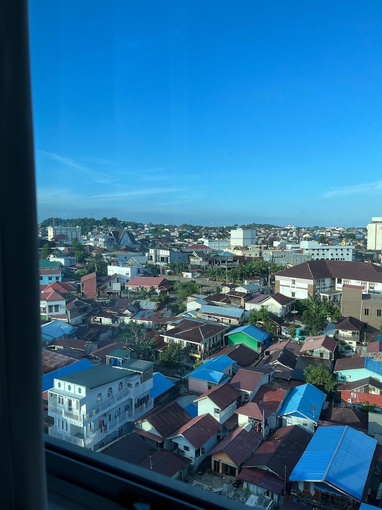 IBIS BALIKPAPAN 11/66
