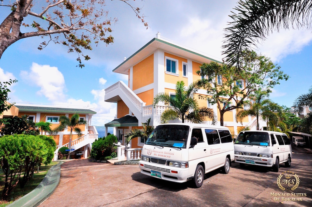 Monaco Suites De Boracay 33/44