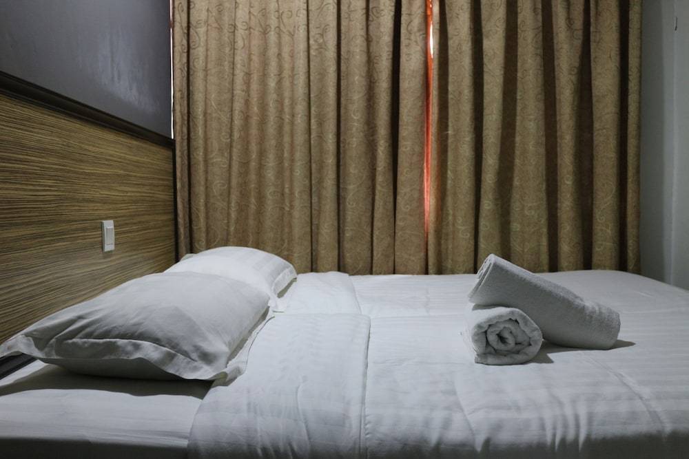 Subang Park Hotel 39/64