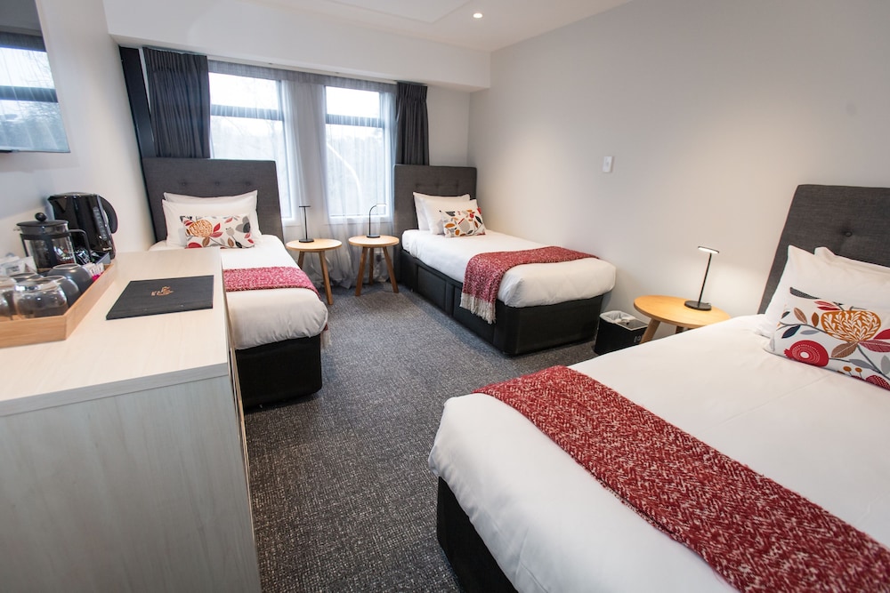 Hotel Give 21/79