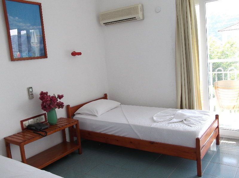 YAVUZ HOTEL 12/37