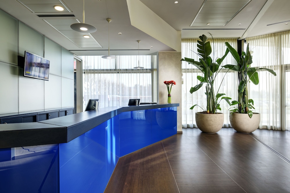 Unahotels San Vitale Bologna 5/54