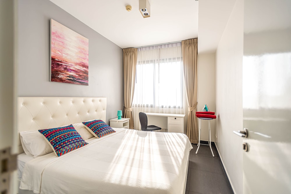 CITY, APARTMENT
