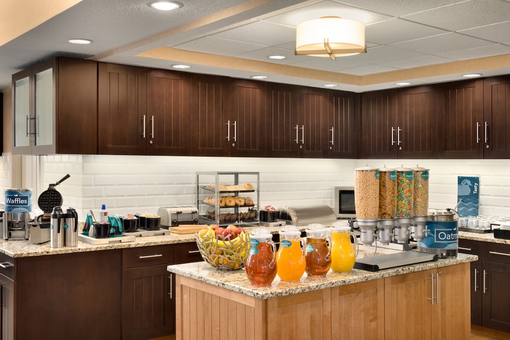 MainStay Suites Grand Rapids, MI 29/43