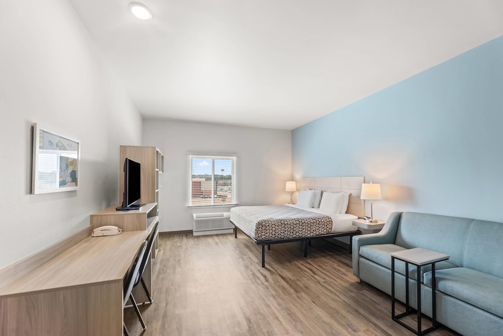 WoodSpring Suites Jackson Pearl I-20 38/58