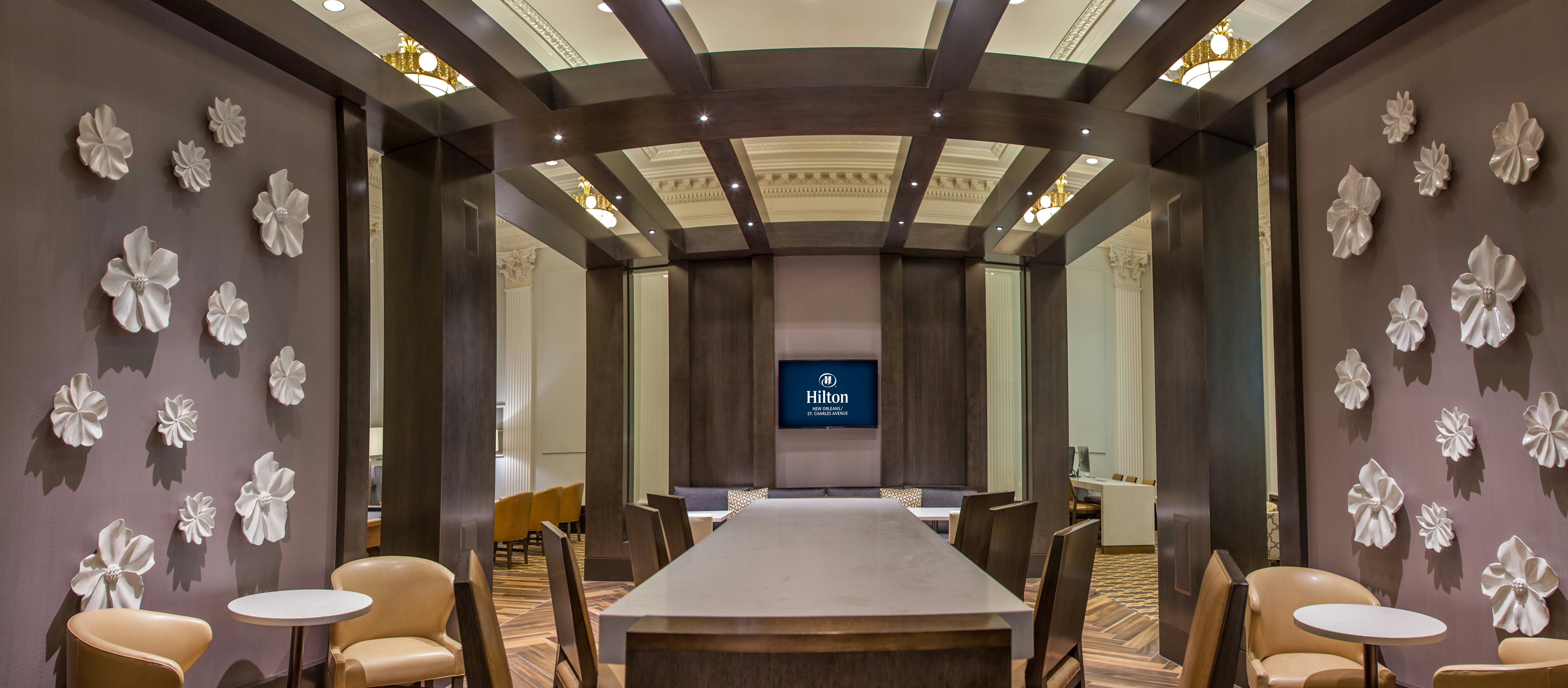 Hilton New Orleans/St. Charles Avenue 67/71