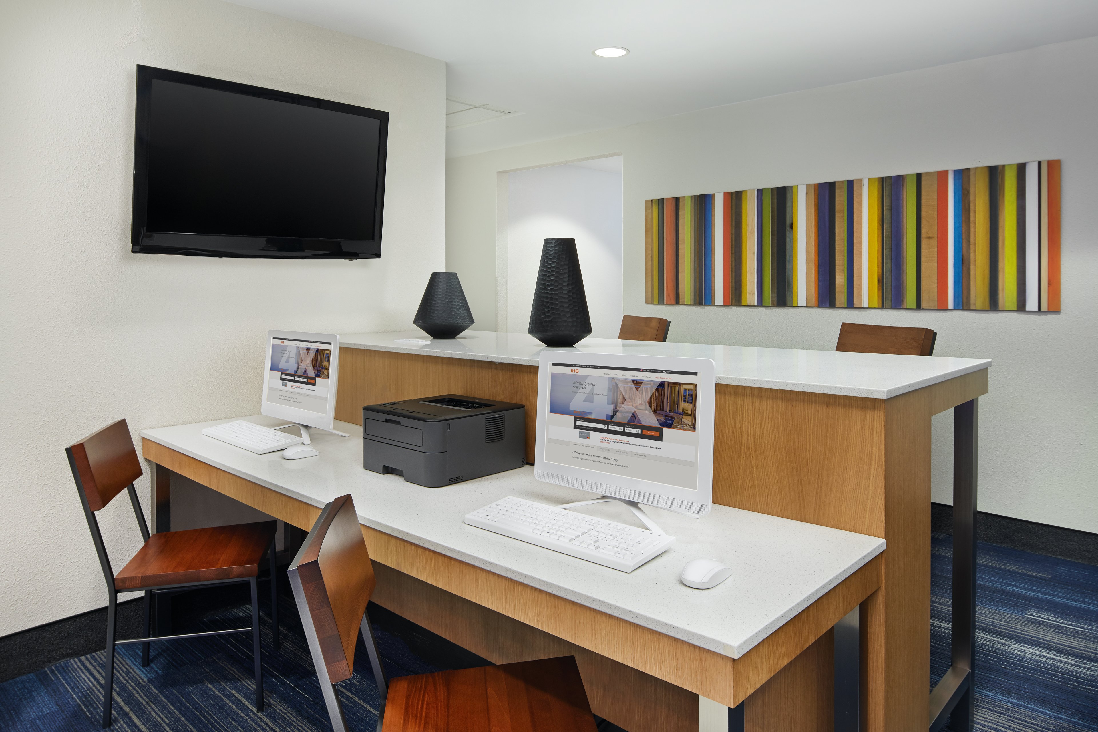 Holiday Inn Express Hotel and Suites Pensacola West-Navy Base 43/48
