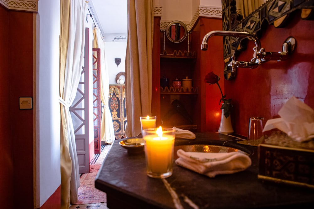 Riad Kaiss By Anika 42/70