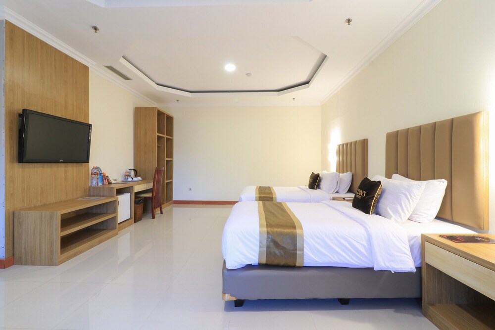Coin S Hotel 15/96
