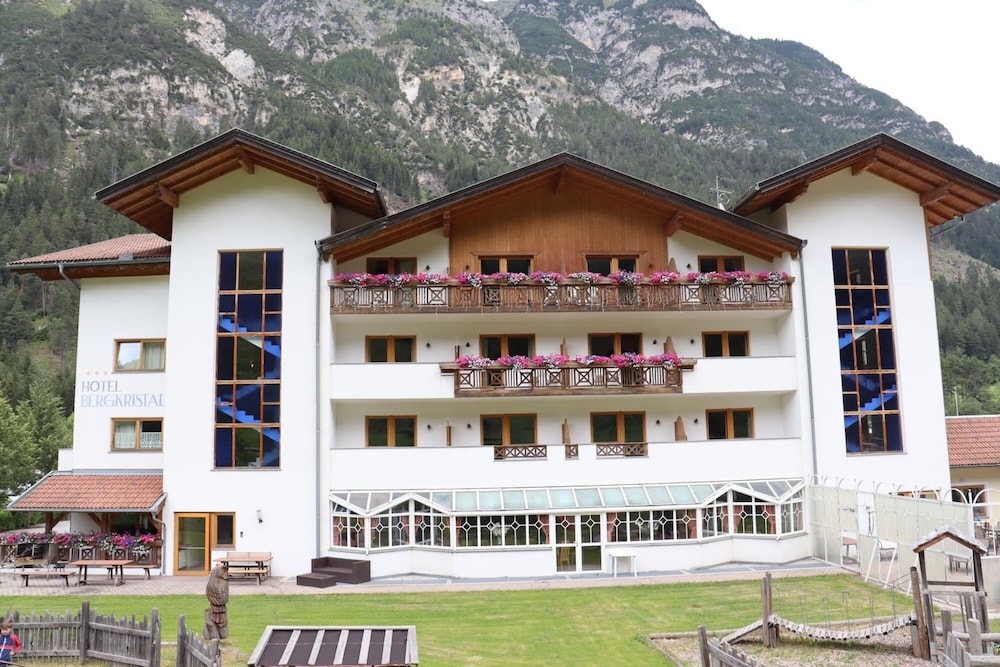 Hotel Bergkristall 2/50