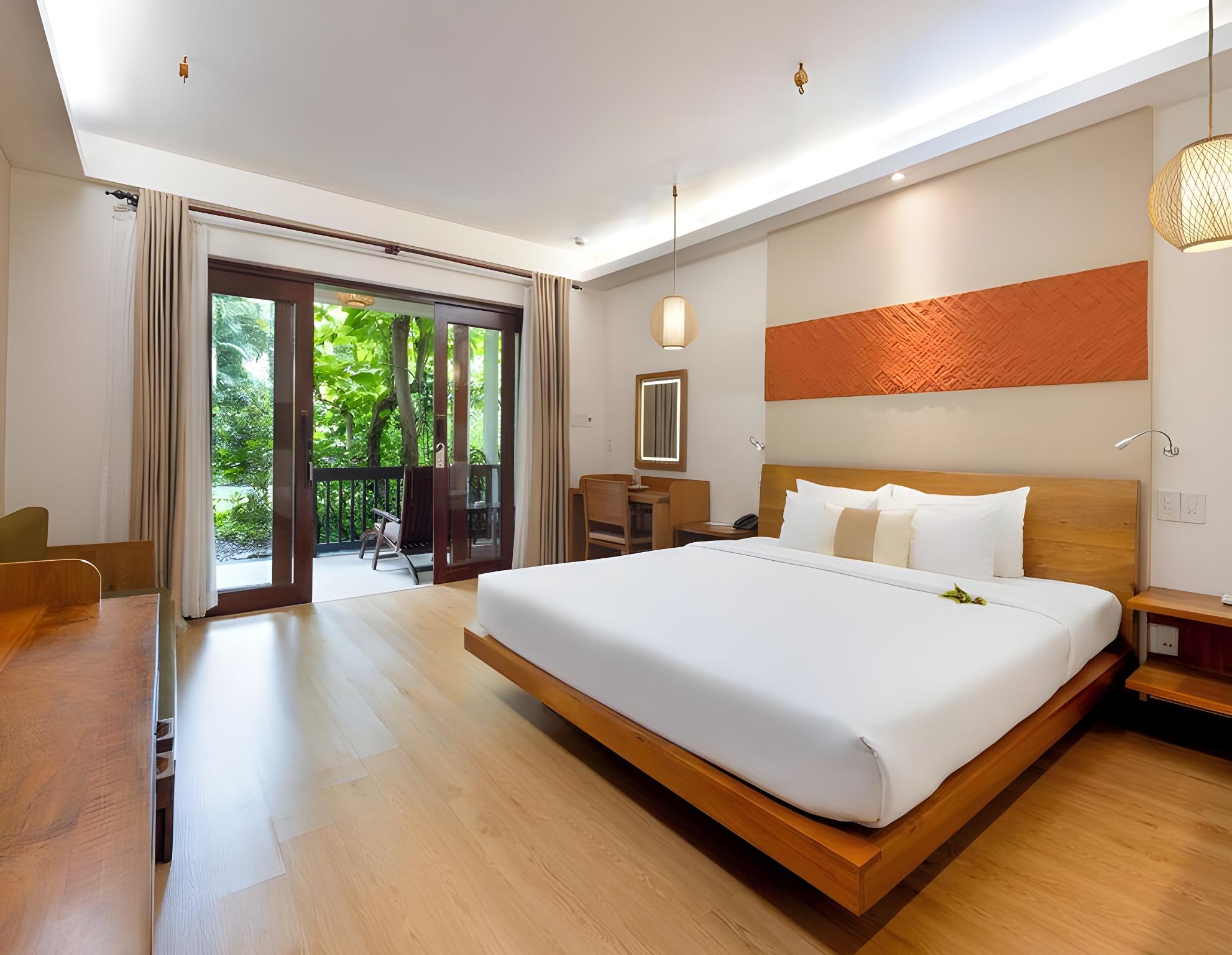 Nova, Double or Twin Bed