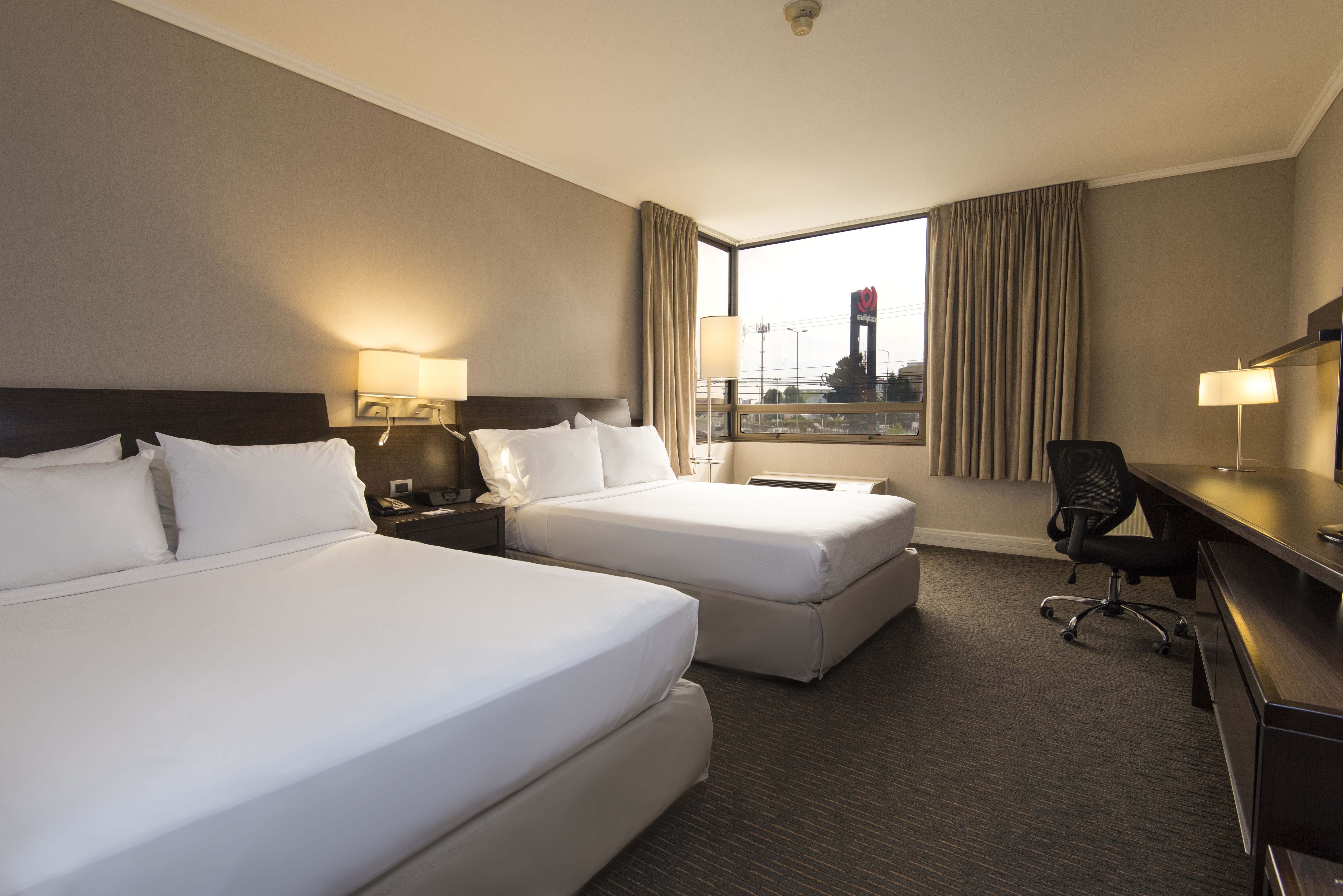 HOLIDAY INN EXPRESS CONCEPCION 24/74
