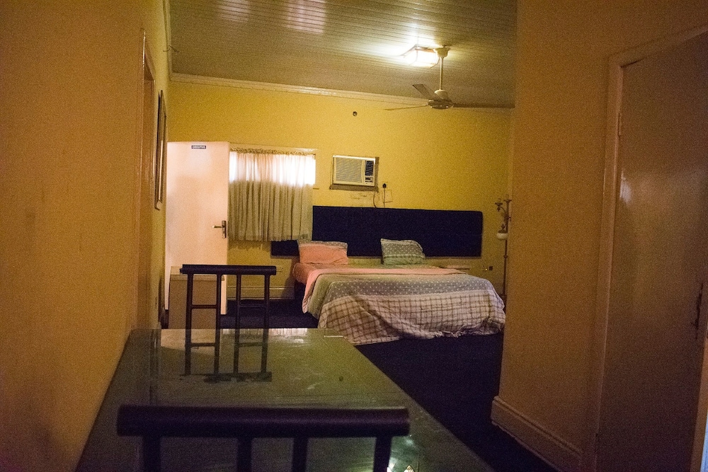 Whitehouse Exclusive Guest House 3/26