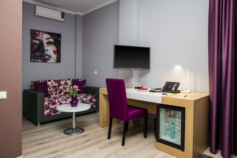 CITY PARK HOTEL 40/51