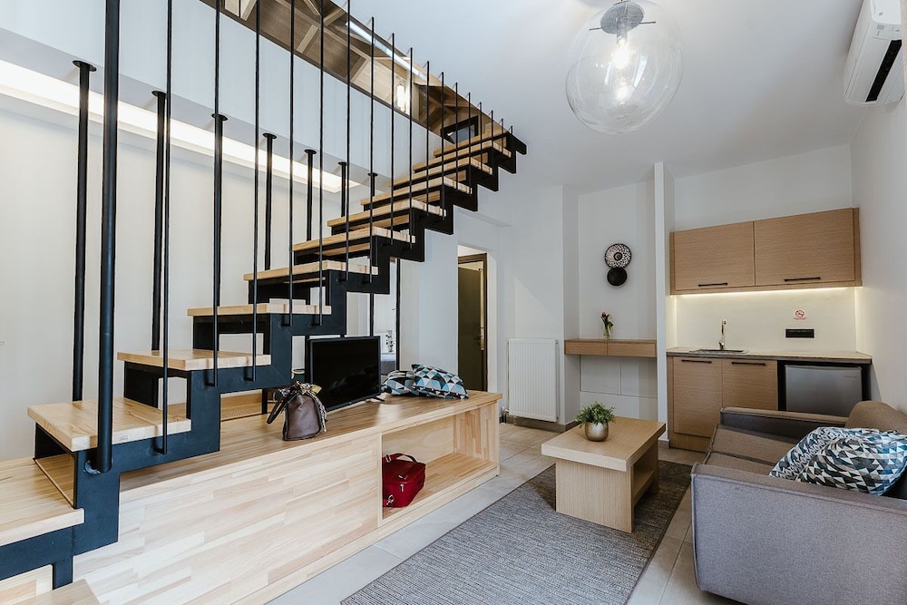 Andrews Apartments 21/36