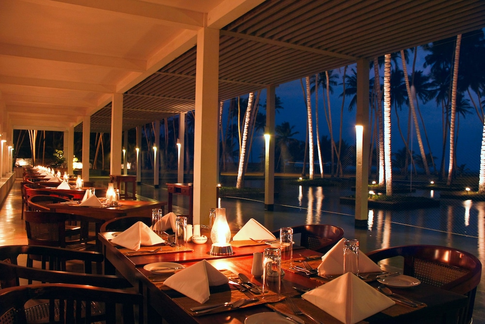 The Blue Water Hotel and Spa 37/50