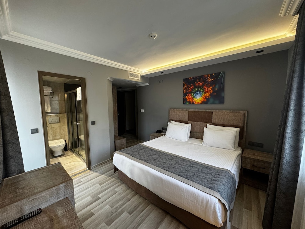 Ankara Royal Hotel 12/45