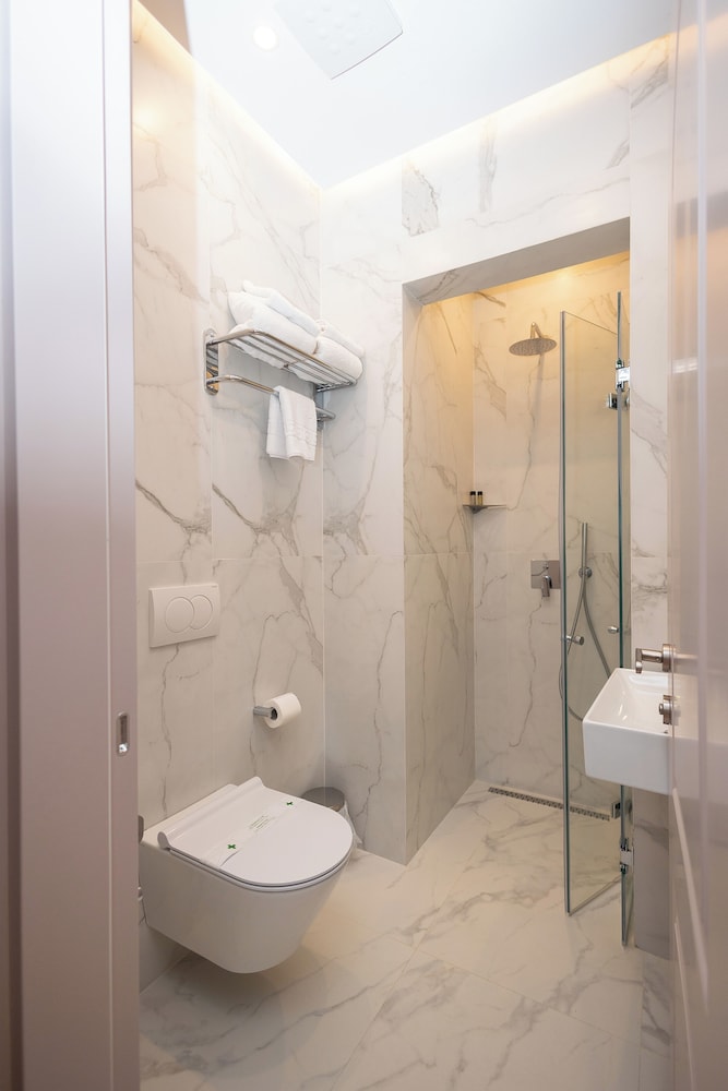 Boutique Hotel Vila 101 27/33