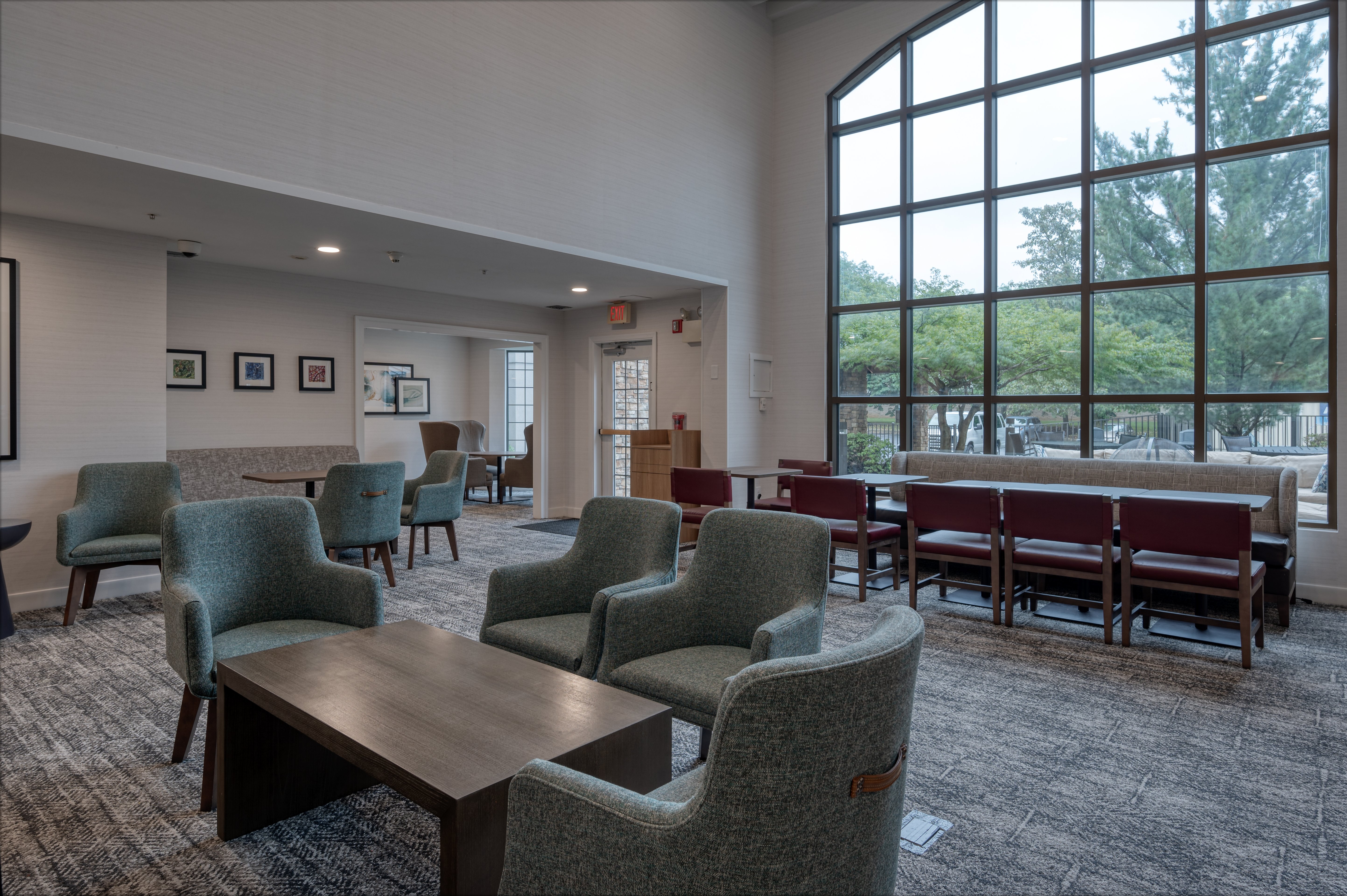 Staybridge Allentown Bethlehem Airport Suites 38/69