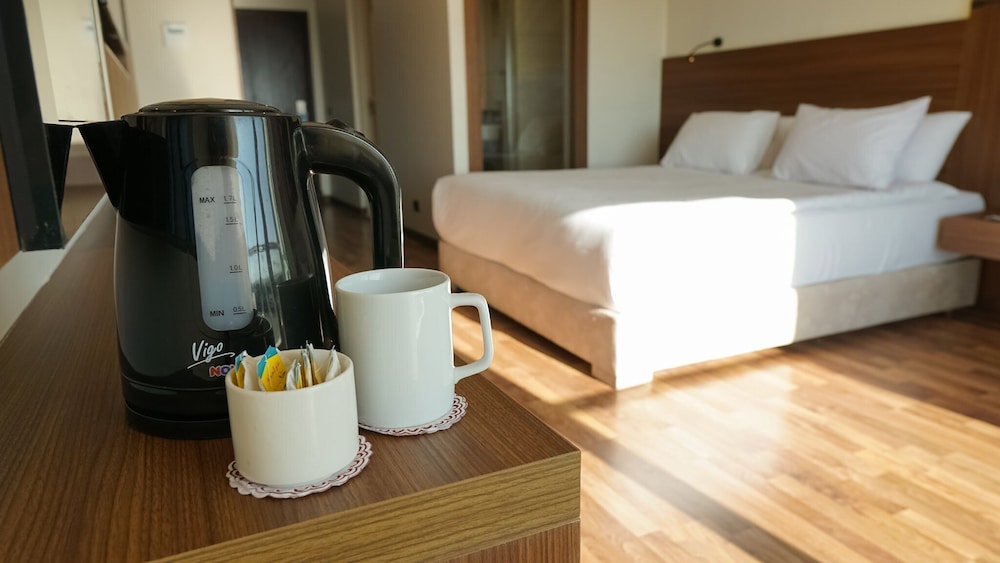 Rivoli Suites 20/48