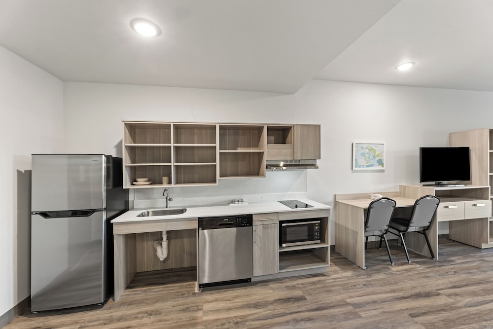 WoodSpring Suites Jackson Pearl I-20 43/58