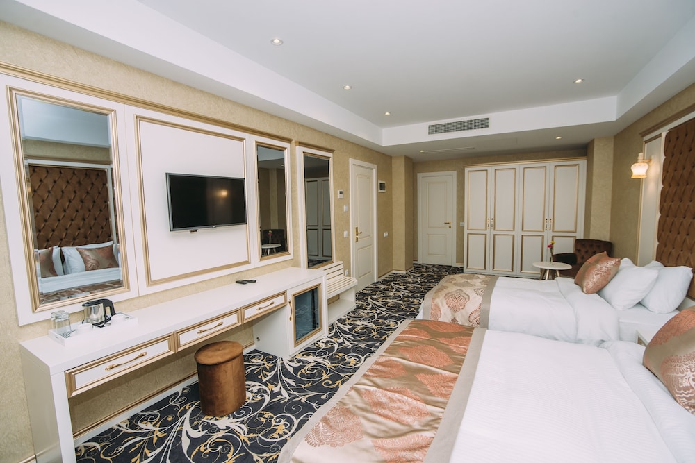Gold Tbilisi Hotel 30/78