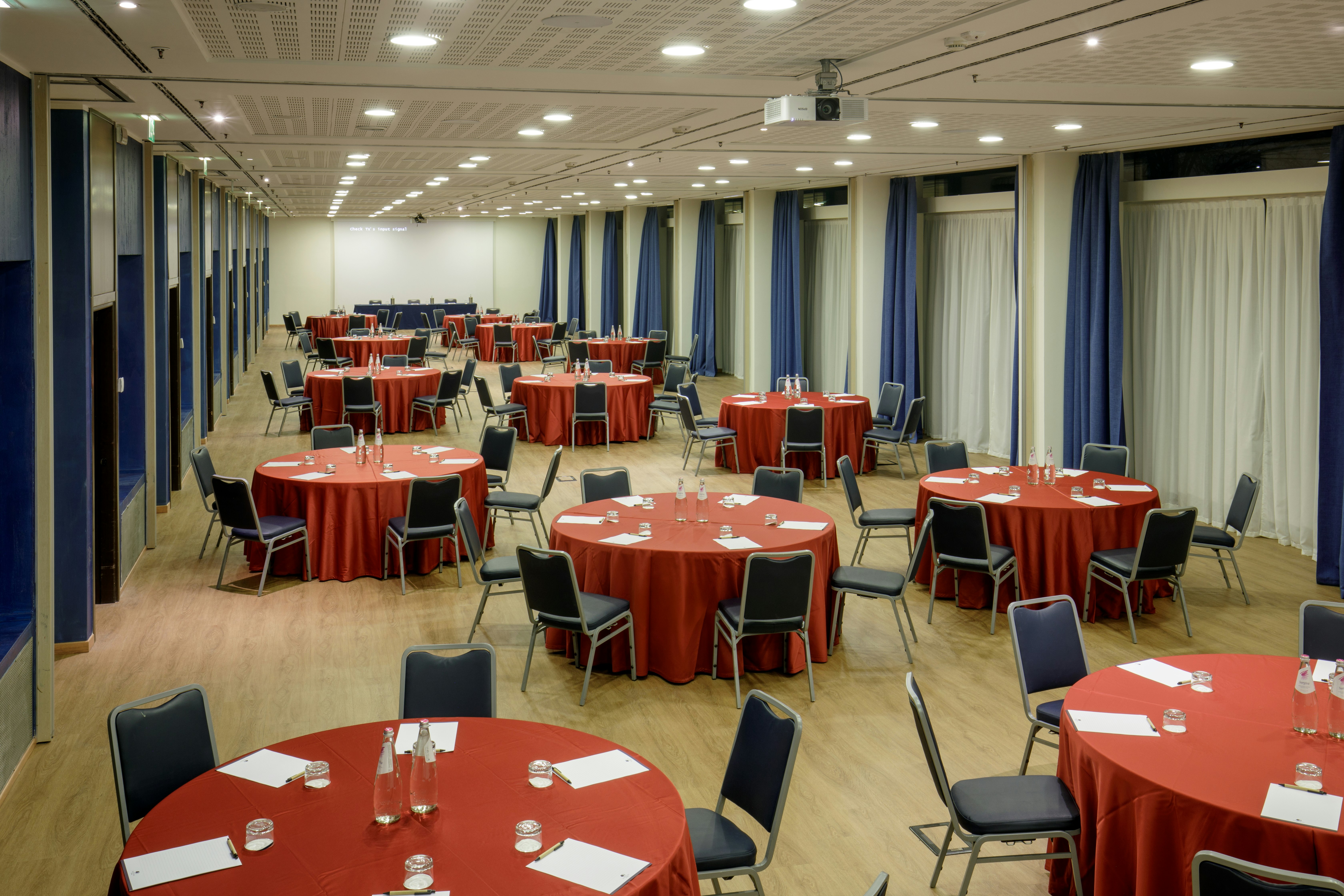 DOUBLETREE BY HILTON MILAN 40/83