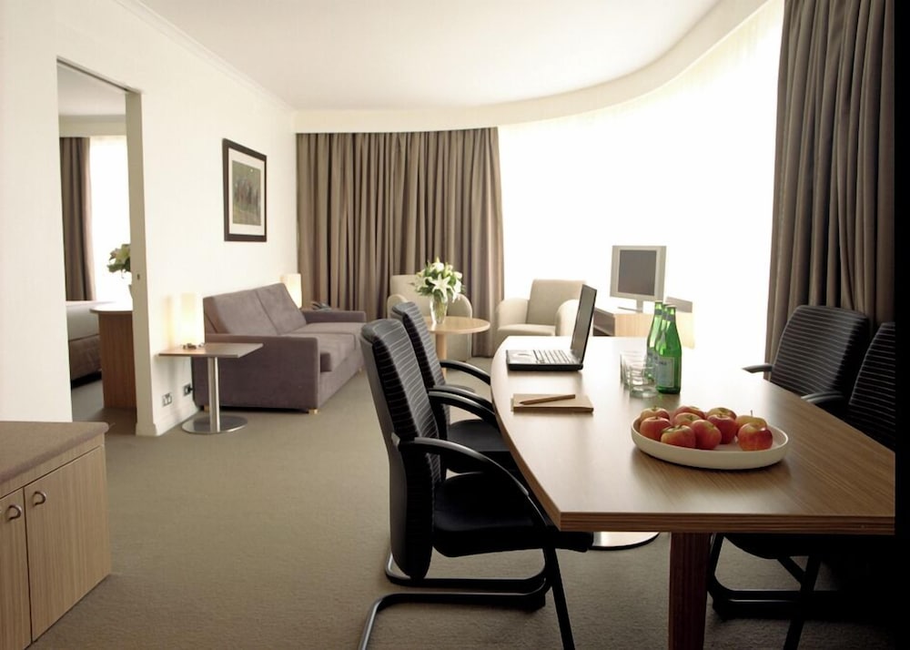 Mercure Sydney Parramatta 42/50