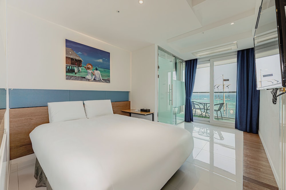 Hamdeok Beach Stay Jeju 25/56