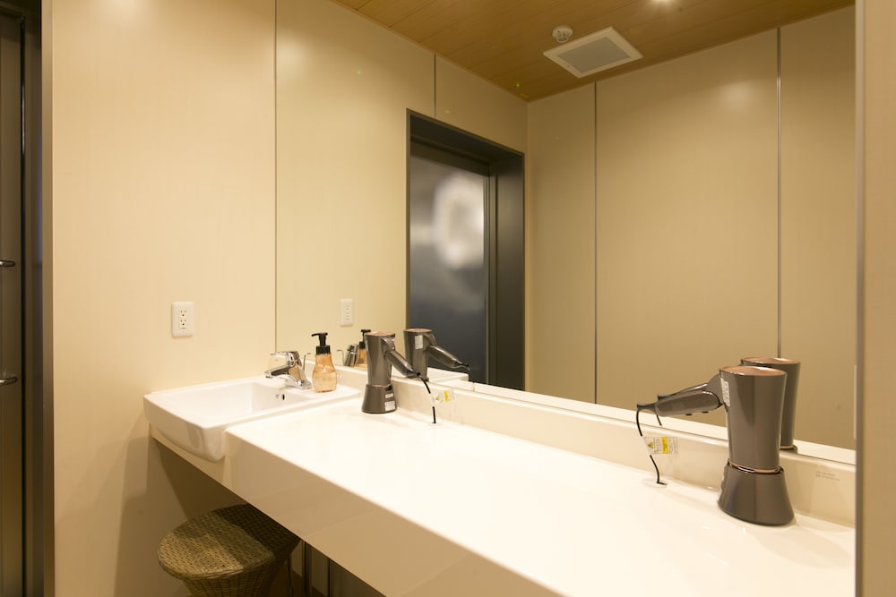 Business Hotel Kosanagi 50/50
