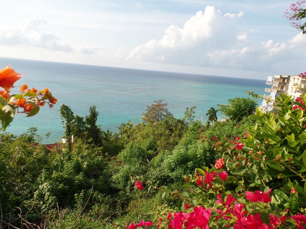 Skymiles Beach Suite 18/26