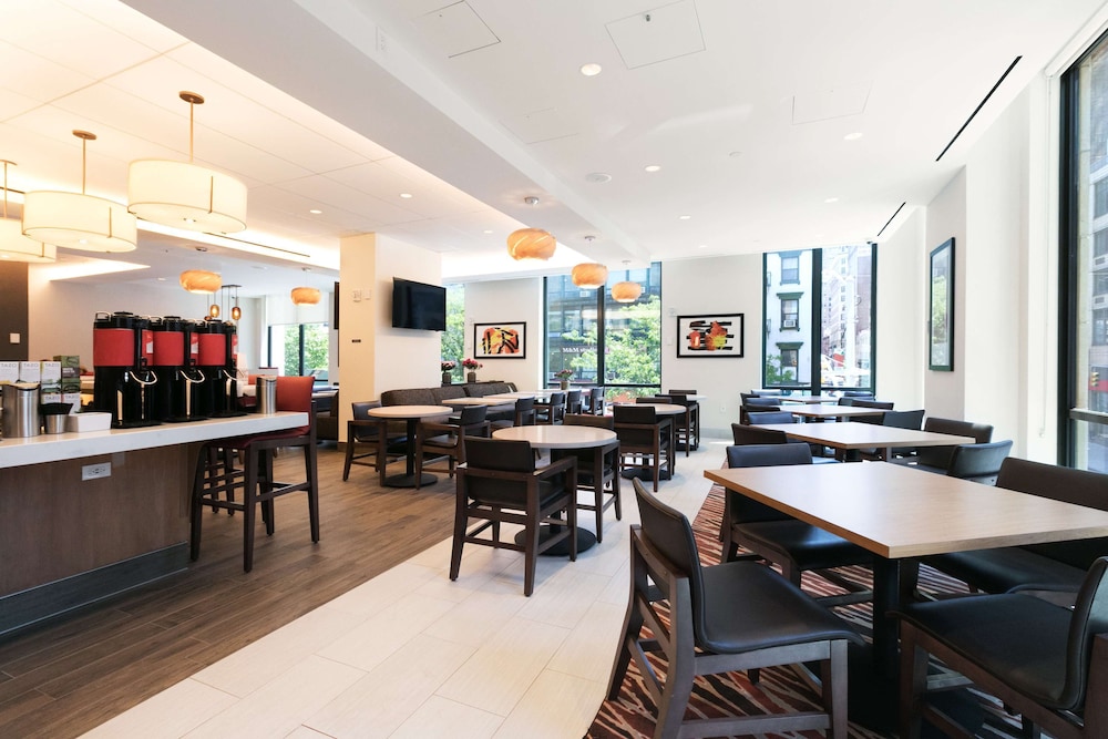 HYATT HOUSE NEW YORK CHELSEA 48/65