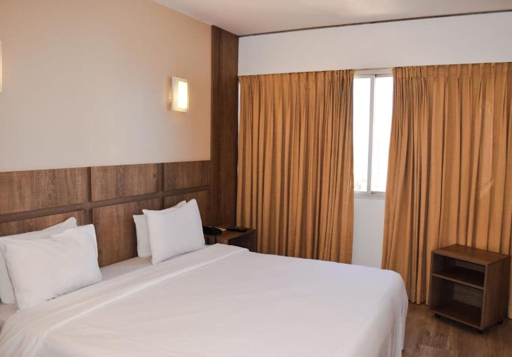 AMÉRICA BITTAR HOTEL 13/38