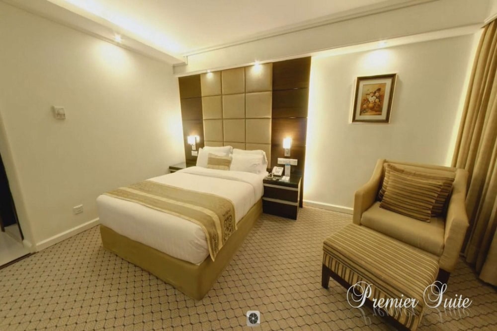 Agrabad Hotel 31/69