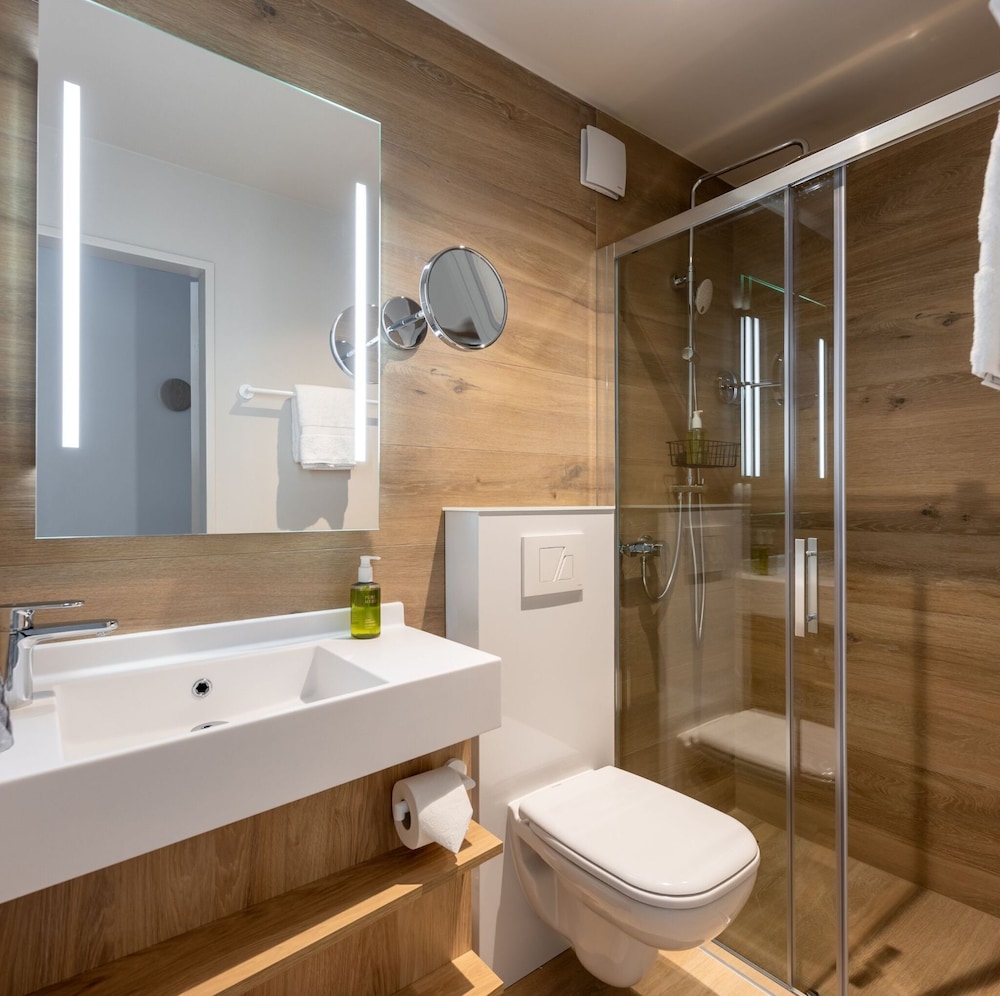 Hotel Schweizerhof, Sils Maria, a Faern Collection Hotel 73/74
