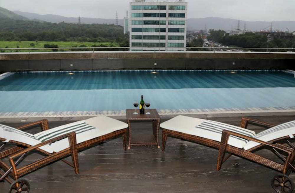 Park Inn by Radisson Navi Mumbai 41/44