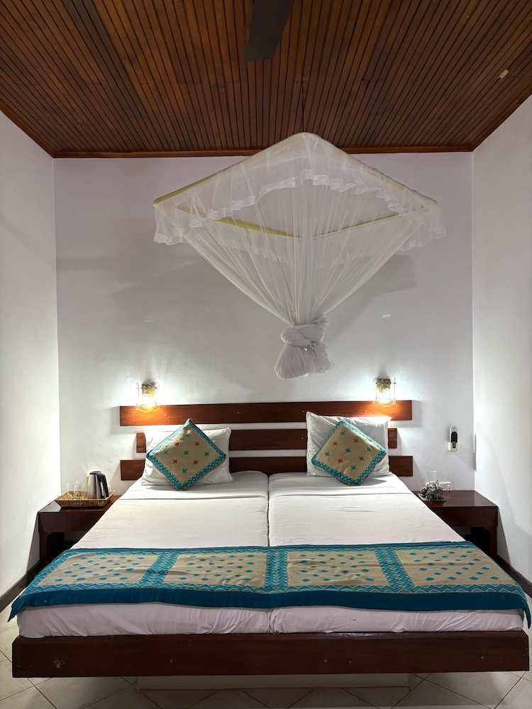 Chaya Villa 14/50