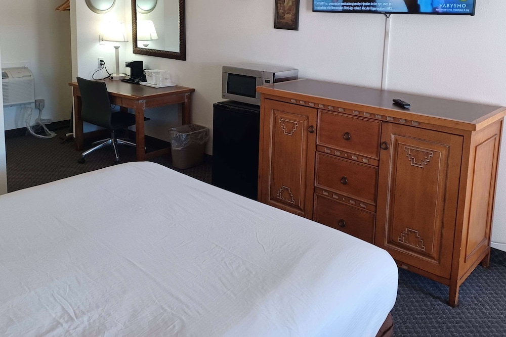 Howard Johnson by Wyndham Springerville 19/50