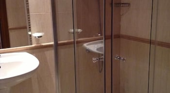 Mura Hotel 49/50