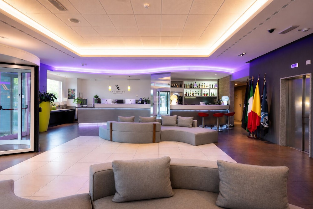 Bes Hotel Bergamo West 46/65