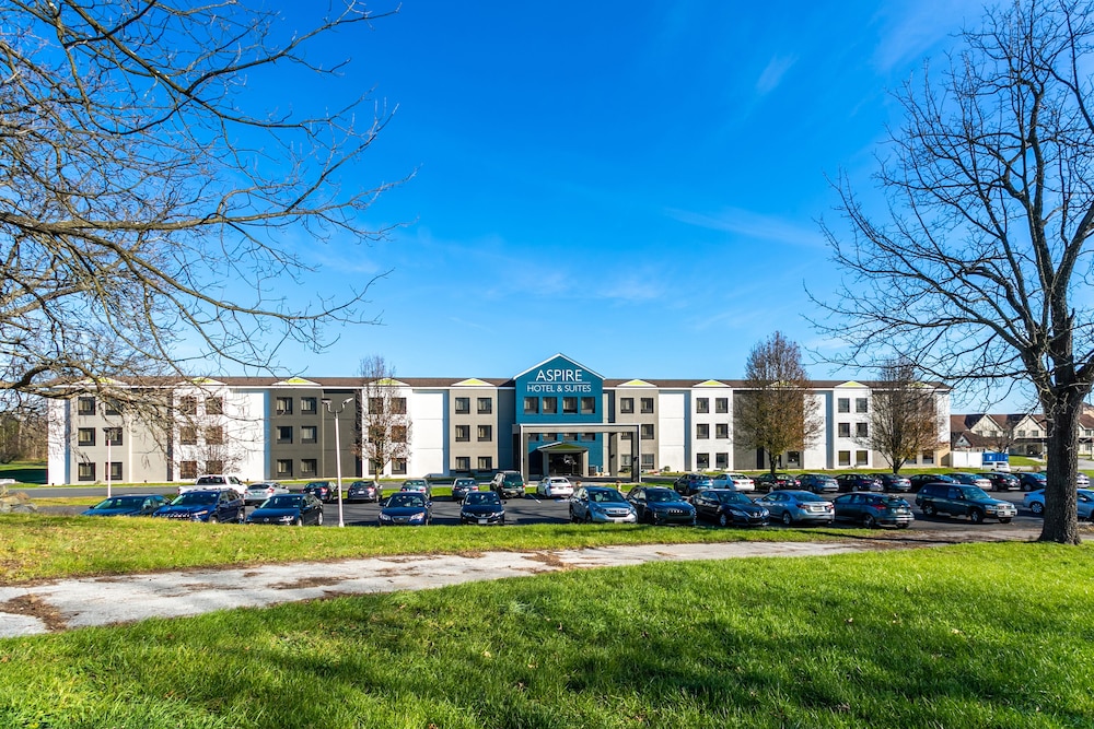 Aspire Hotel and Suites 57/62