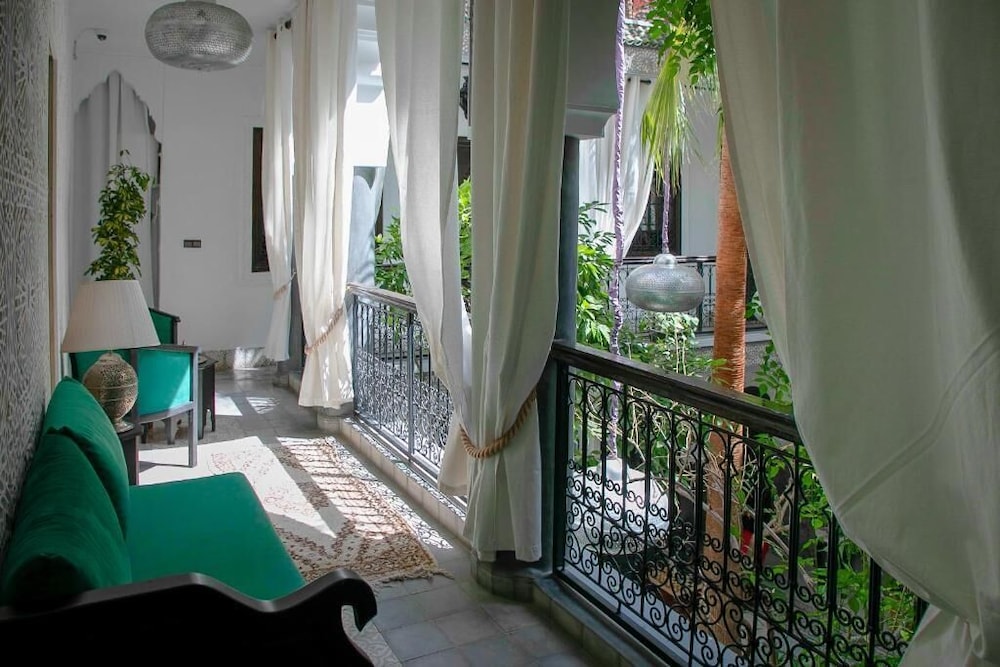 Riad O'zeen 24/50