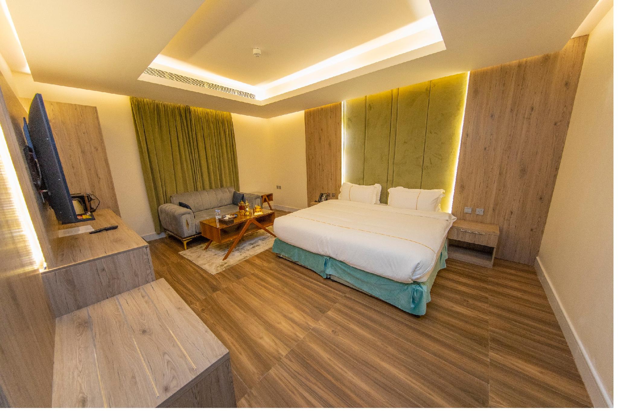غرفة ديلوكس، فندق لكجري نايت(Luxury Night Hotel) 2/2