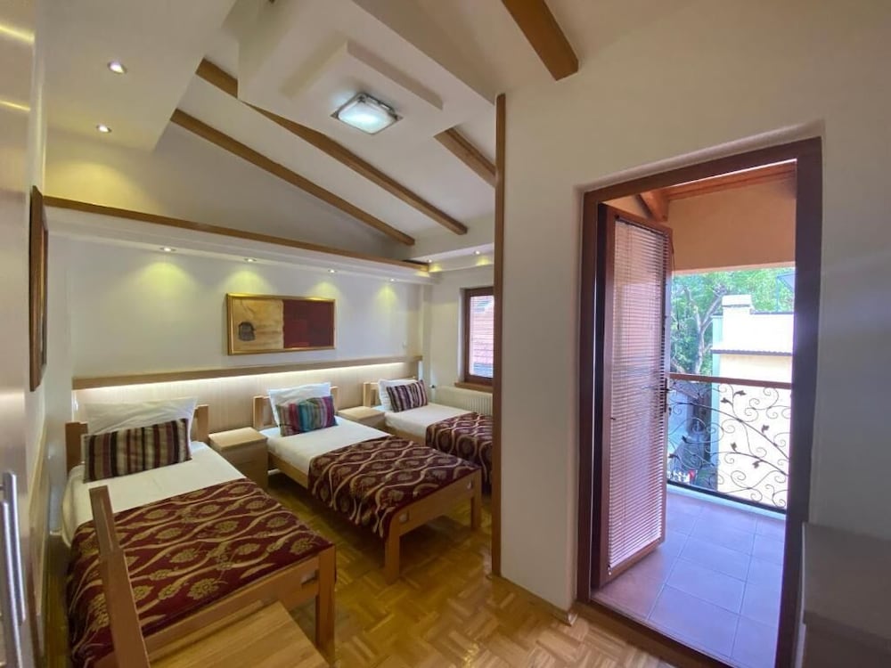 Hotel Berr 18/63