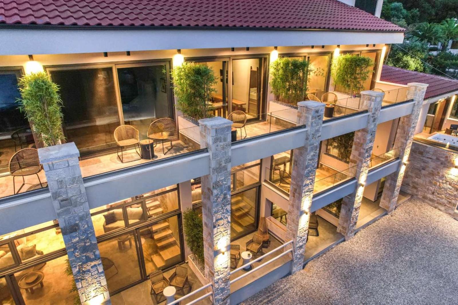 ESSENTIA LUXURY 7/30