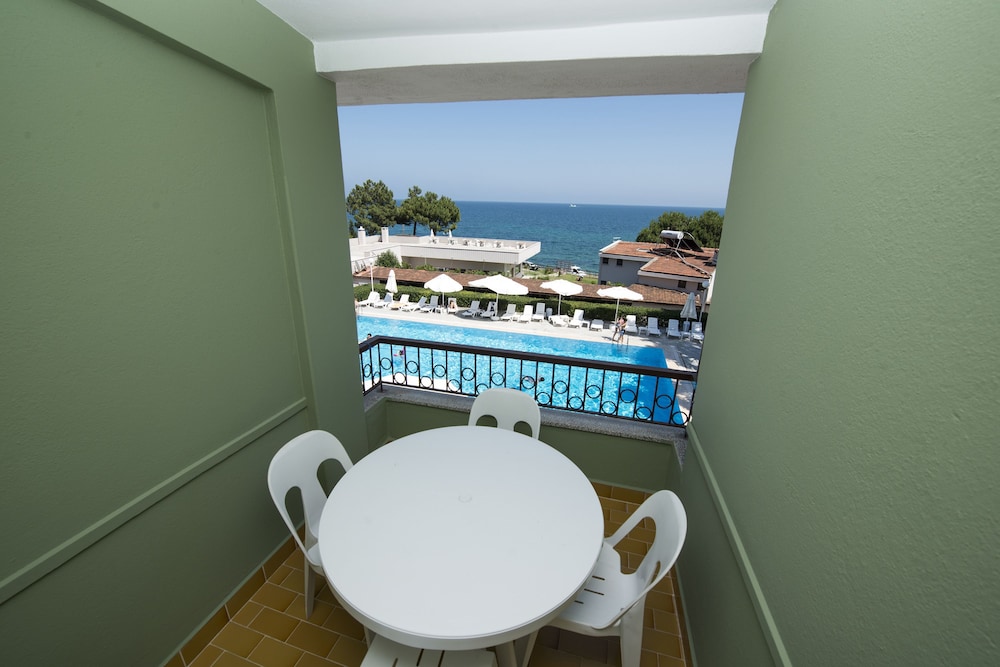 Otel Diyojen 50/50