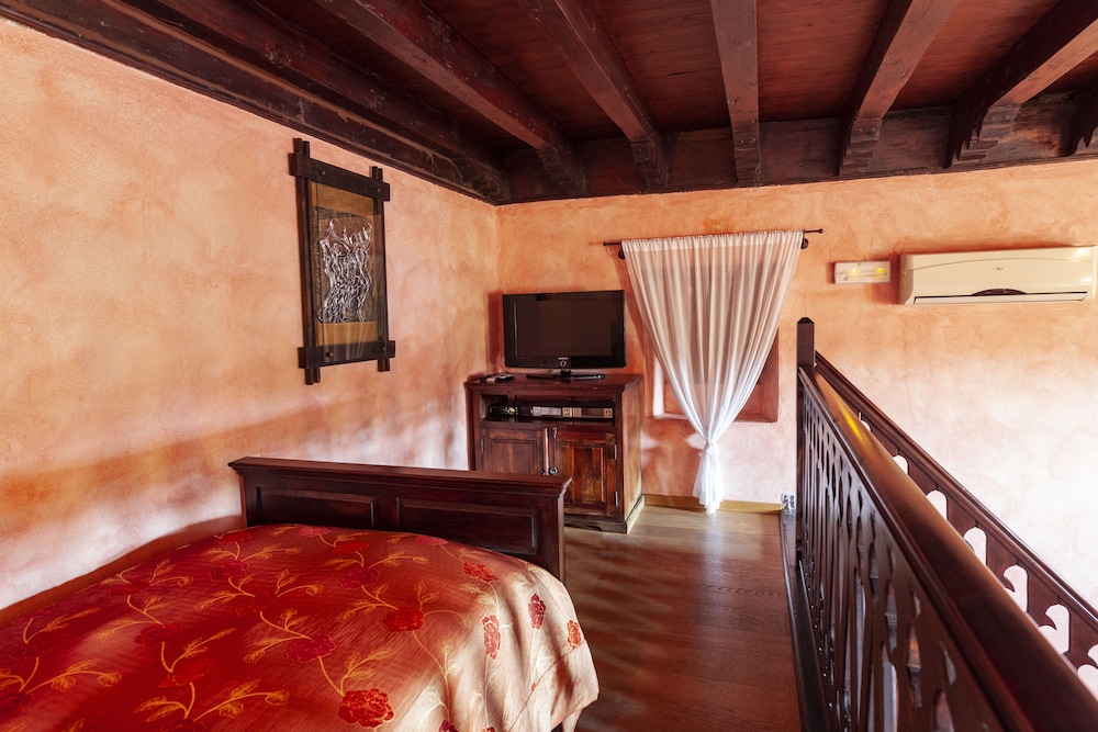 Spirit Of The Knights Boutique Hotel 47/76