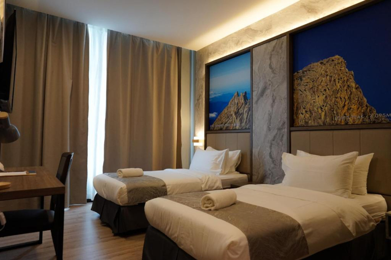 Super, Mountain, Twin Beds