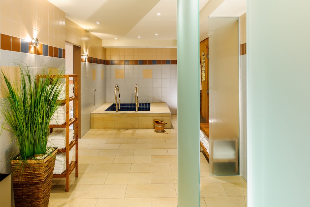 Mercure Hotel Schweinfurt Maininsel 34/75